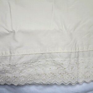 Vintage Martha Stewart Everyday Standard Pillowcase Eyelet Lace Scalloped Beige